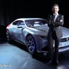 Gilles Vidal et la Peugeot Exalt Concept