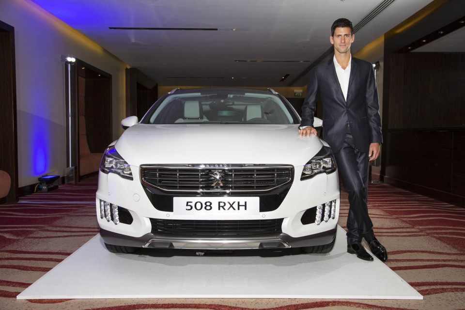 Photo Novak Djokovic et la Peugeot 508 RXH facelift 2014