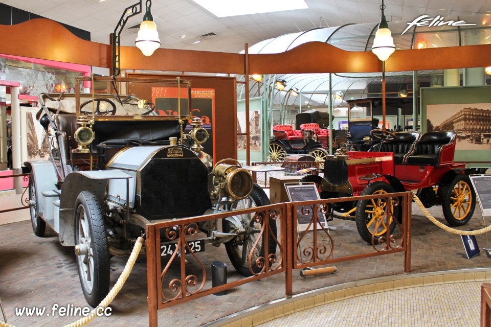 Peugeot Type 91 Spider (1908) et Peugeot Bébé Type 69 (1905) -