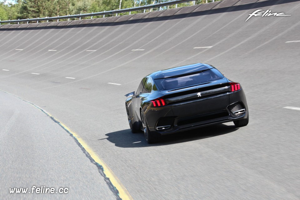 Photo Peugeot Exalt Concept (2015) - Circuit de Mortefontaine