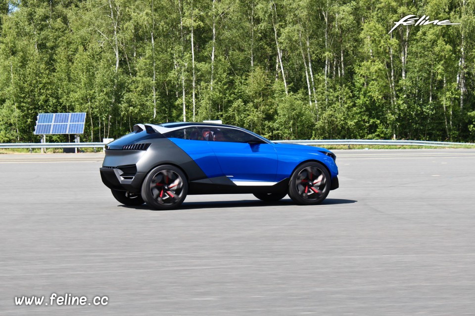 Photo Peugeot Quartz Concept (2015) - Circuit de Mortefontaine