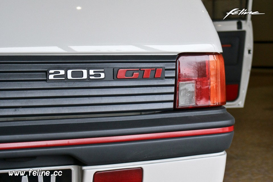 Photo remise clés Peugeot 205 #MonSacréNuméro (2016)