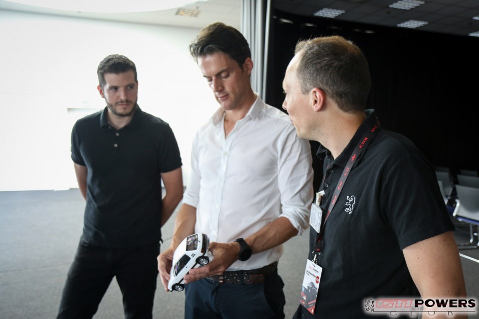 Photo Sébastien Criquet et Kévin Gonçalves, designers Peugeot