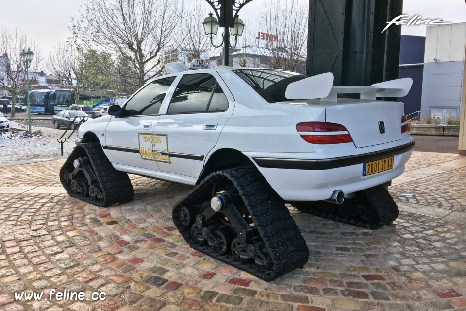 Photo Peugeot 406 à chenilles Taxi 3 - Musée de l'Aventure Peu