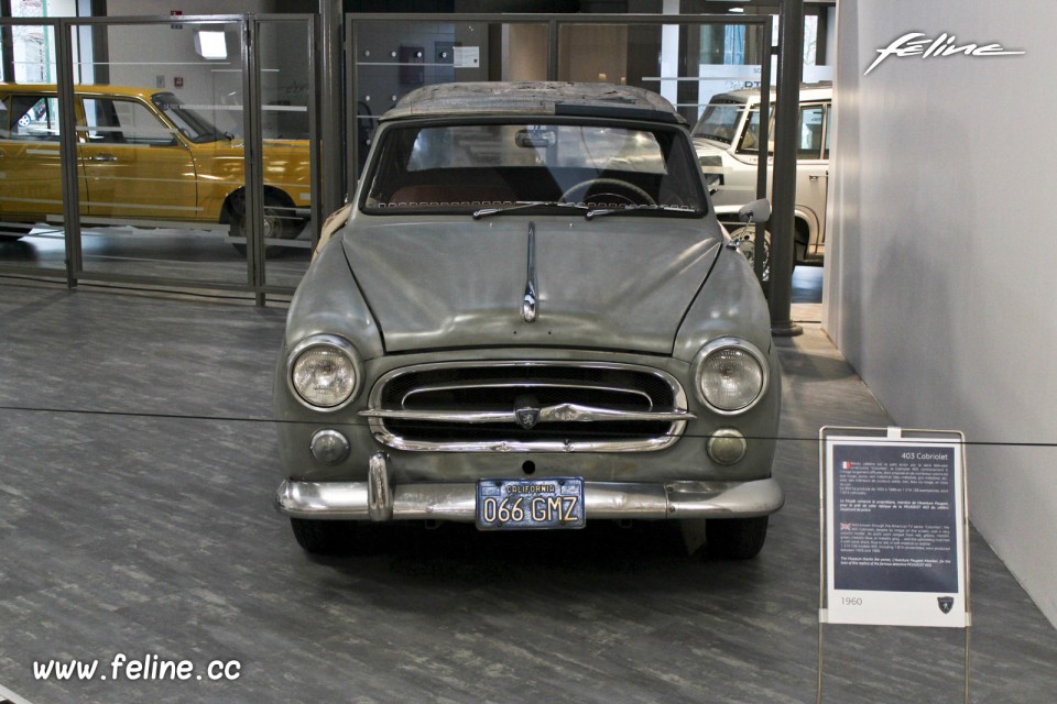 Photo Peugeot 403 Cabriolet (1961) Columbo - Musée de l'Aventur