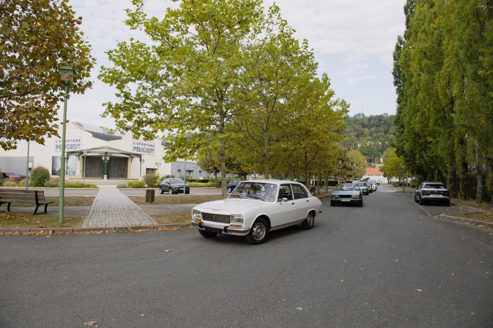 Photo road-trip Peugeot 508 et 504 Spirit of France (2018)