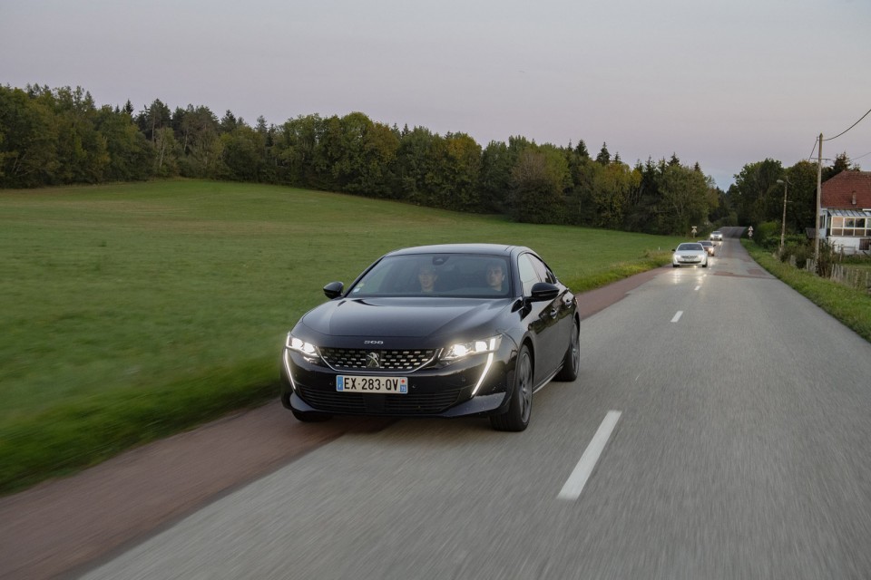 Photo road-trip Peugeot 508 et 504 Spirit of France (2018)