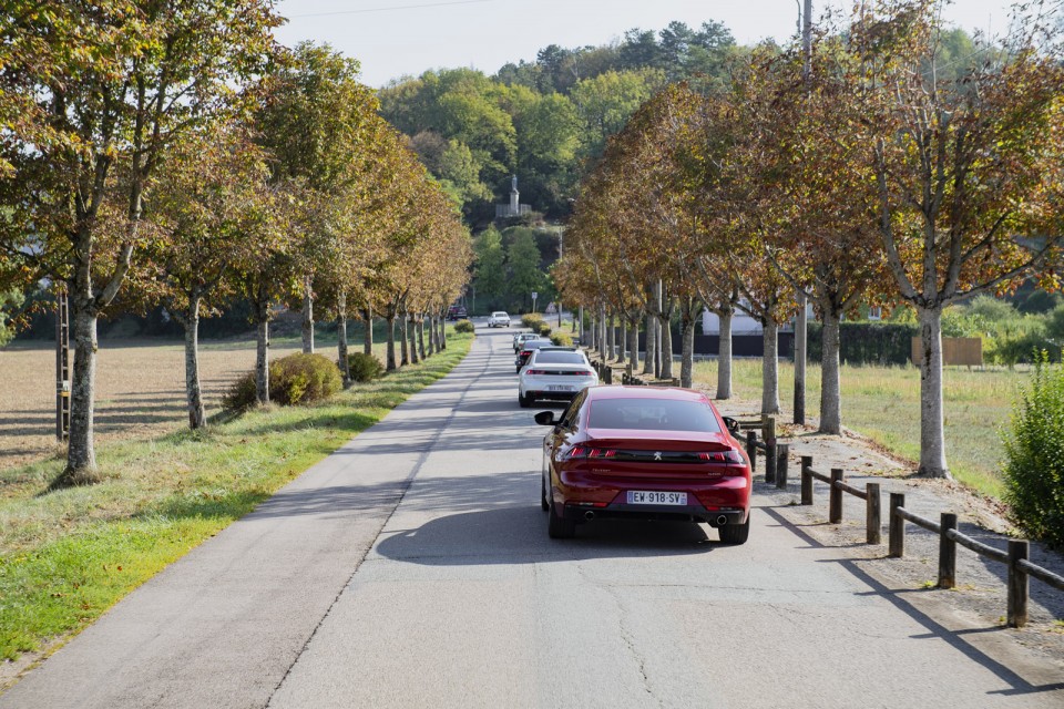 Photo road-trip Peugeot 508 et 504 Spirit of France (2018)