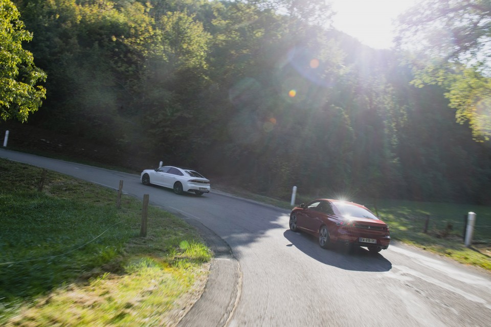 Photo road-trip Peugeot 508 et 504 Spirit of France (2018)