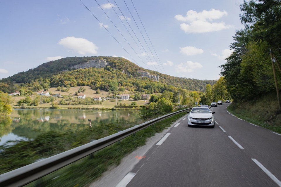 Photo road-trip Peugeot 508 et 504 Spirit of France (2018)