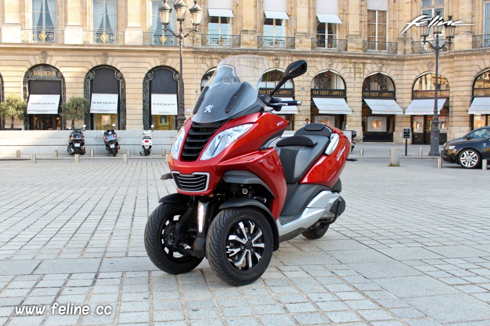 Photo Peugeot Metropolis 400i Rouge Safran - 1-002