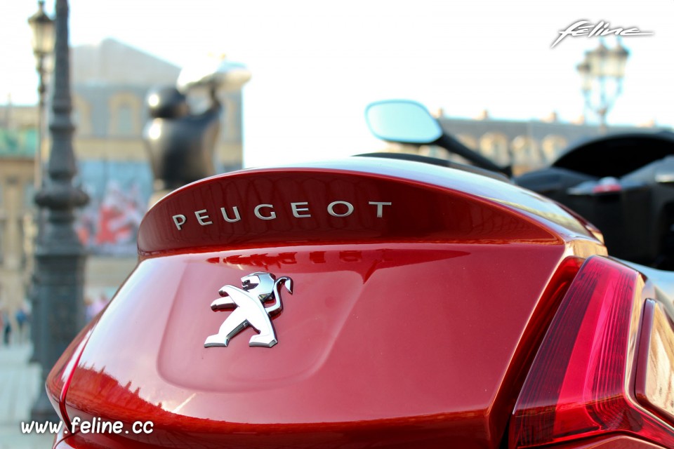 Photo coffre Peugeot Metropolis 400i Rouge Safran - 1-016