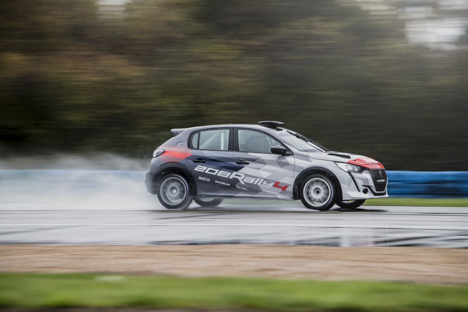 Photo officielle essais Peugeot 208 Rally 4 (2020)